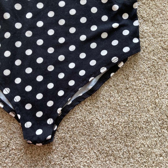 Black & White Polka Dot Bodysuit - Picture 2 of 4